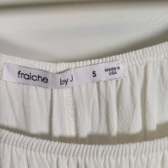 Fraiche by J Off Shoulder Romper - Picture 7 of 9